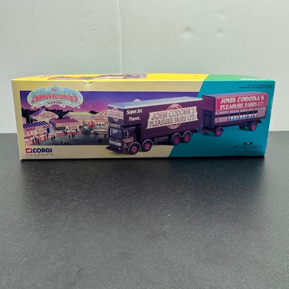 Corgi Classics The Showmans Range AEC Closed Pole Truck & Trailer 21701 1:50